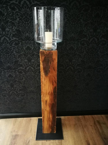 Stehle / Eichenbalken / Stahlplatte / Glas