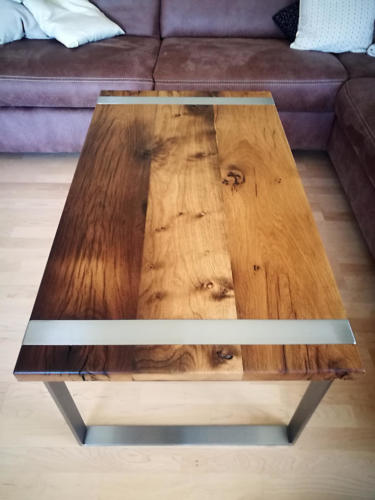 Couchtisch aus Altholz / Edelstahl